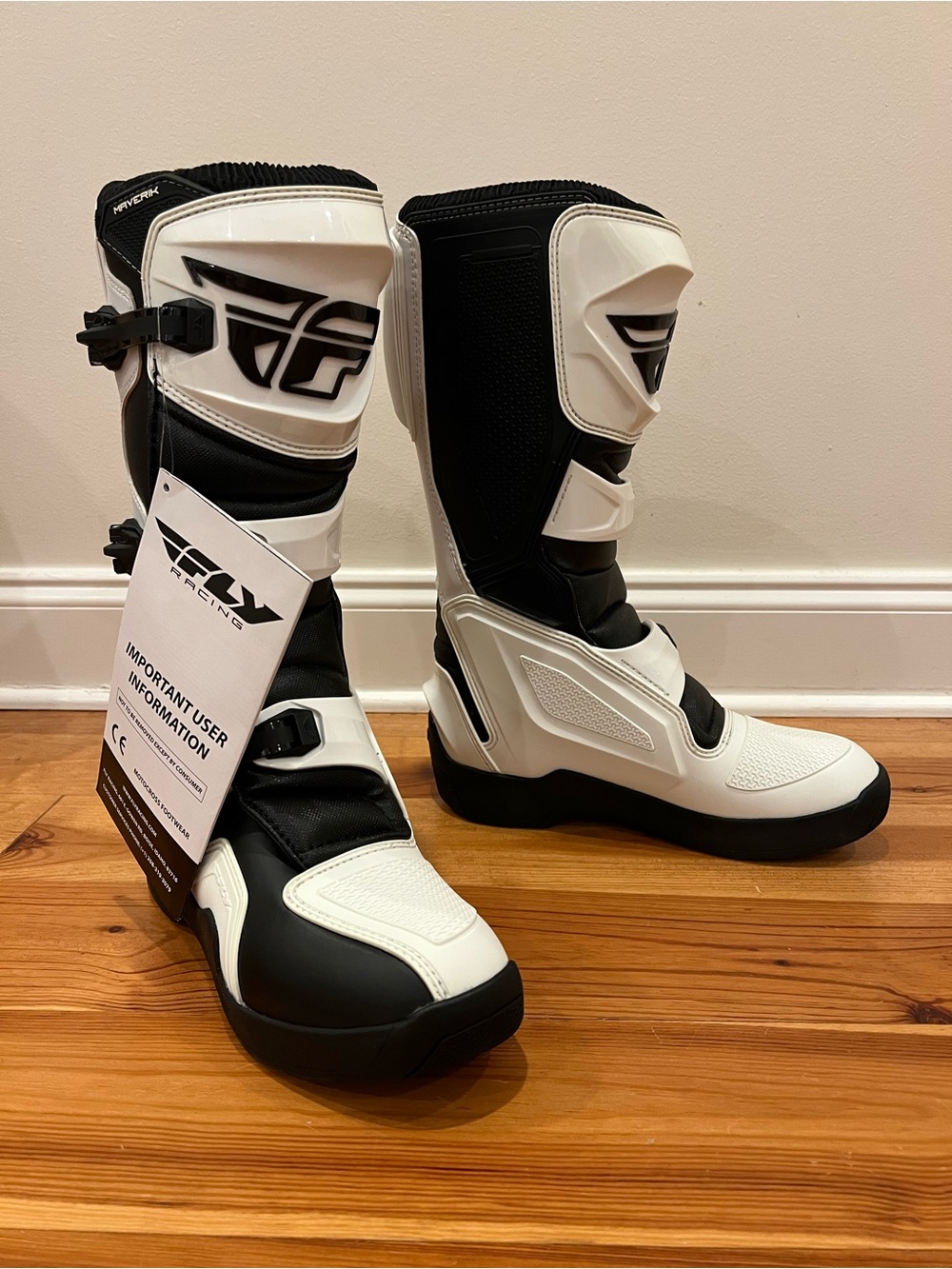 Fly Racing Maverik Boots Mens Size 11 White Adult MX Motocross New With Box